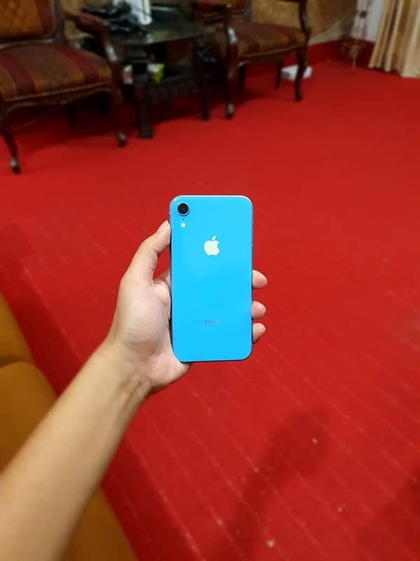 iphone xr 64gb pta approved 0