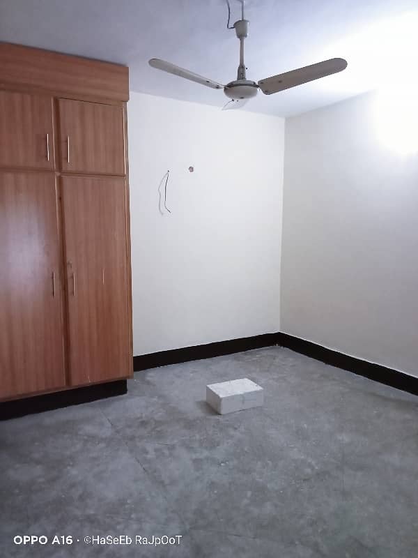 1 Kanal Upper portion available for rent in main cantt. 12