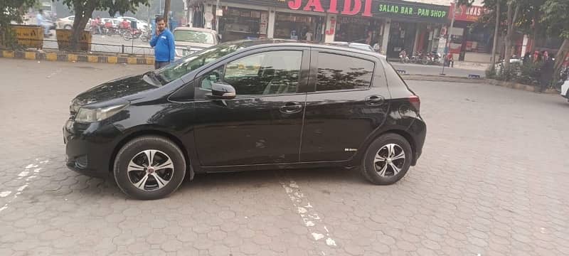 Toyota Vitz 2012 8