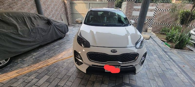 KIA Sportage 2020 AWD Total original Brand new condition 2