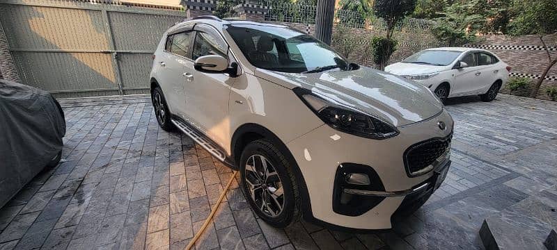 KIA Sportage 2020 AWD Total original Brand new condition 7