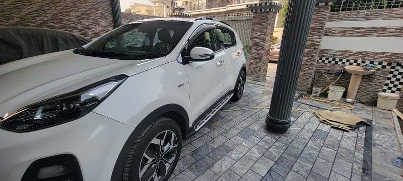 KIA Sportage 2020 AWD Total original Brand new condition 9