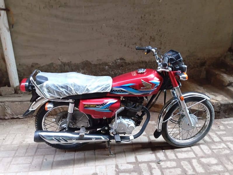 HOnda CG 125 2024 3