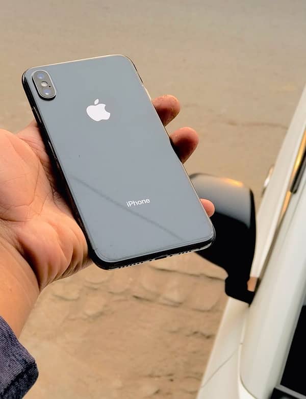 I PHONE X S MAX 256 gb pta approved with box 1