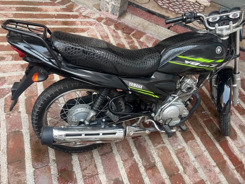 *Yamaha YB 125Z Model 2024* 5