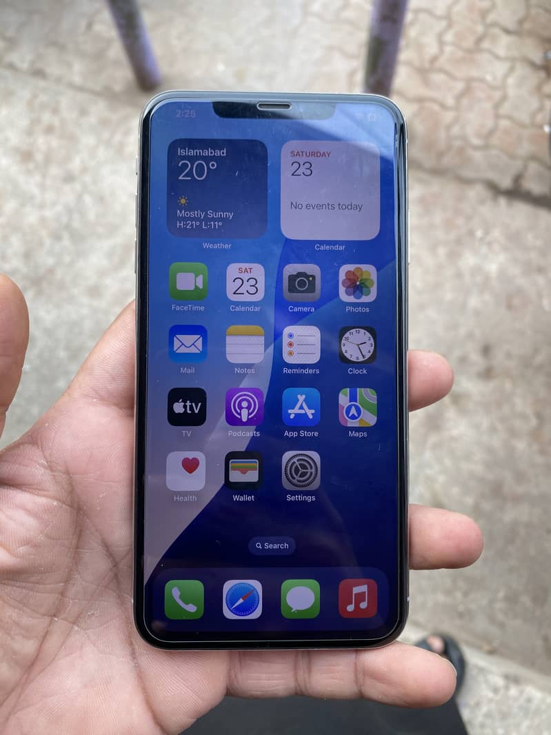 iphone XSMax Non PTA 1