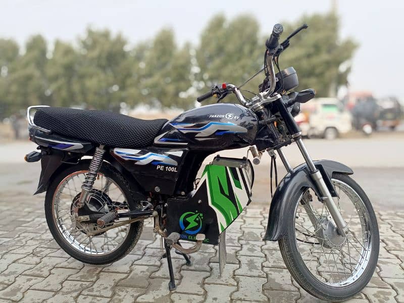 Pak zone Electric Bike 100cc. For sale price 145000.03034718004 2