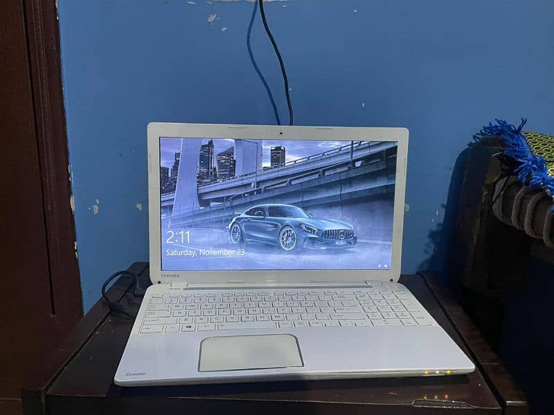 Toshiba I5 4 gen labtop 0