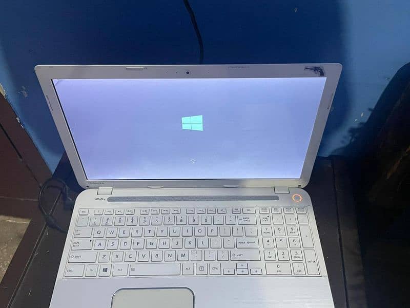 Toshiba I5 4 gen labtop 1