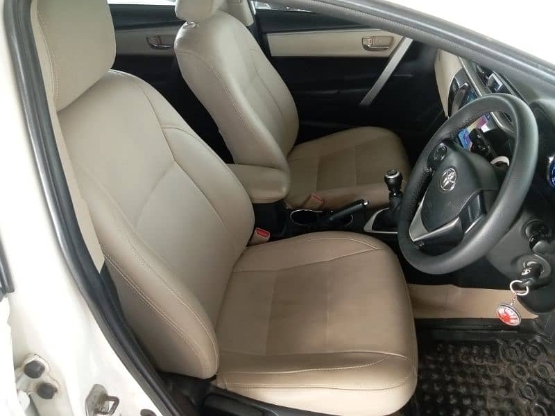 Toyota Altis Grande 2014 9