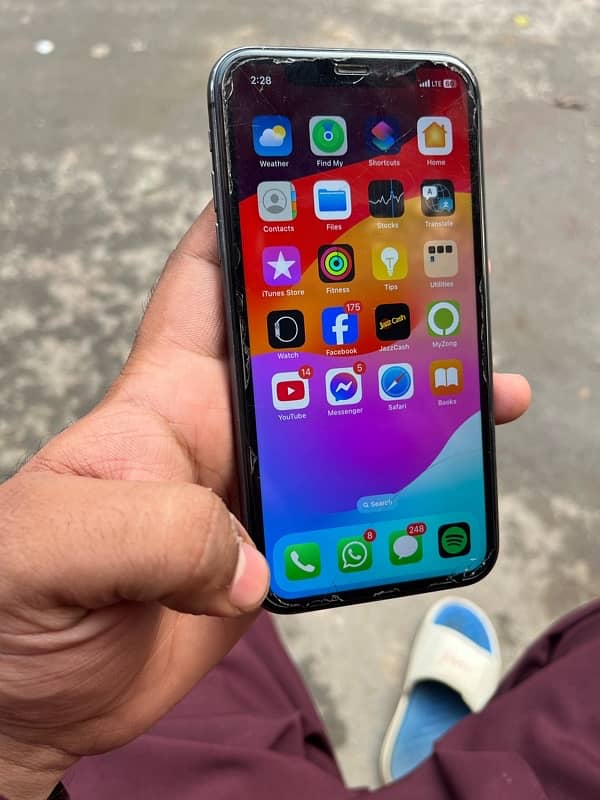 Iphone 11 pta approved 64gb 3