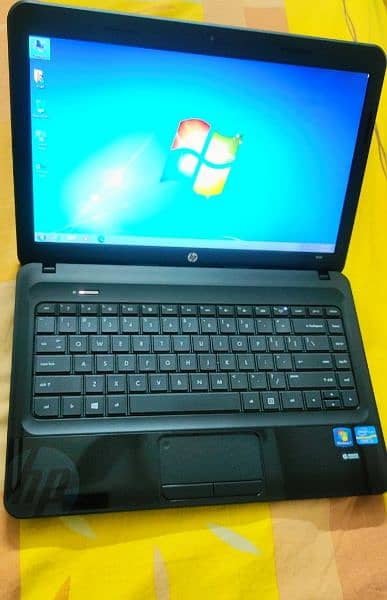 HP 1000 Notebook 1140TU 9.7/10 condition 3