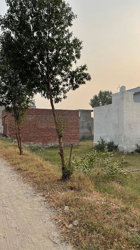 Plot for sale in Sheikhupura 5/7.5/10/15 marla 6