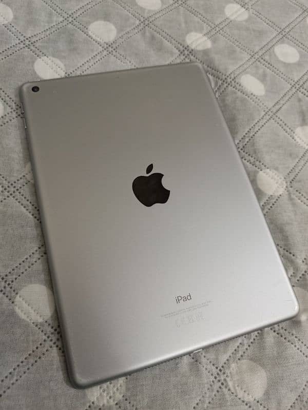 ipad 6th Generation 128GB  (Bypass) 0