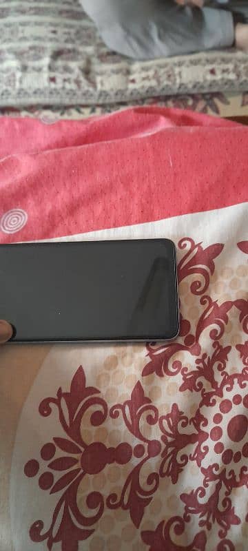 Realme A3 4/128  condition 10/10 full box ha warranty 10 months 1