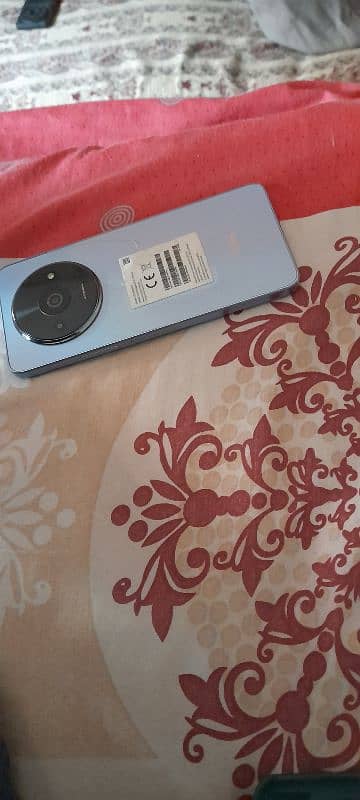 Realme A3 4/128  condition 10/10 full box ha warranty 10 months 2