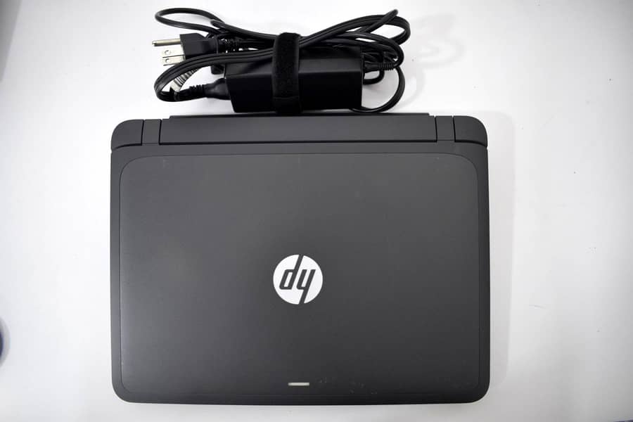 HP Laptop 5th Gen, 12” Screen 128-GB SSD, Core i3, 4gb Ram 5 Hrs Batry 1