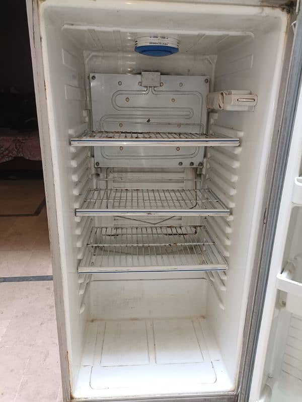 Dawlance Fridge for sell 2