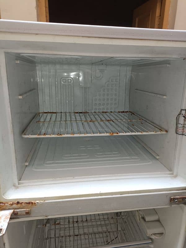 Dawlance Fridge for sell 3