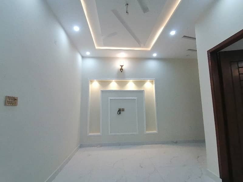 Prime Location 6 Marla House In Central Lahore Medical Housing Society For sale 1