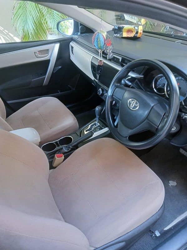 Toyota Corolla Altis 2017 10