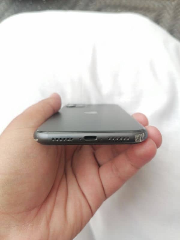 Iphone 11 Non PTA 64GB 7