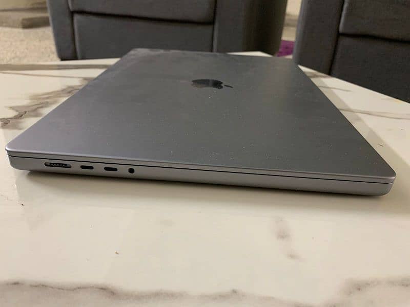 MacBook Pro 16" M1 Pro 16GB 512GB Space Gray 1