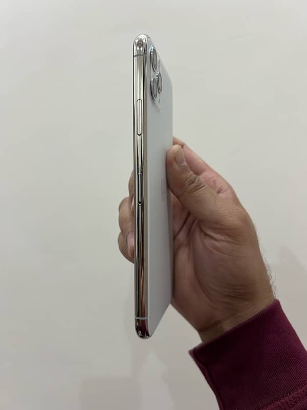 iPhone 11 Pro Max 64gb PTA approved 2