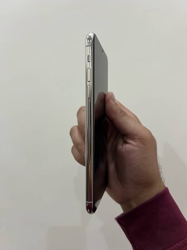 iPhone 11 Pro Max 64gb PTA approved 3