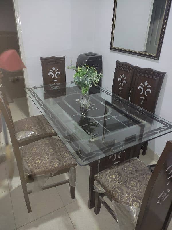 6 seater dining table 7