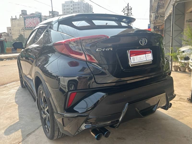 Toyota C-HR 2019 10