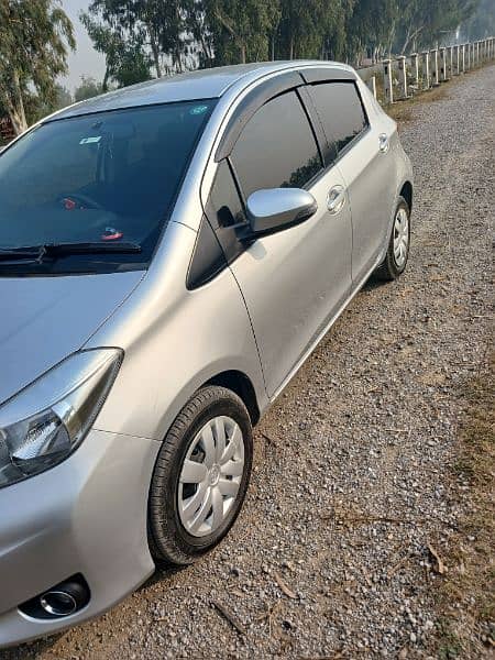 Toyota Vitz 2013 3