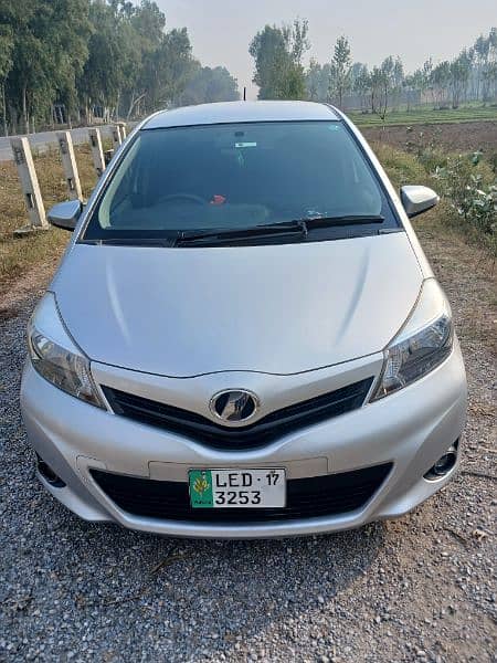 Toyota Vitz 2013 6