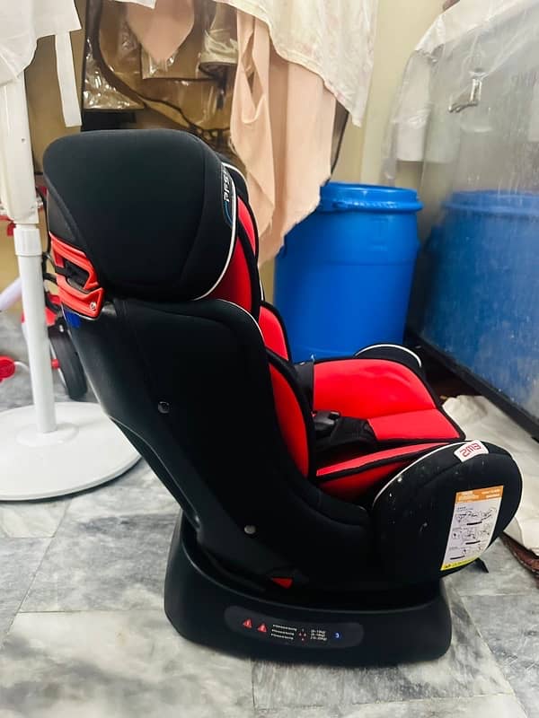 Baby car seat just like new 2