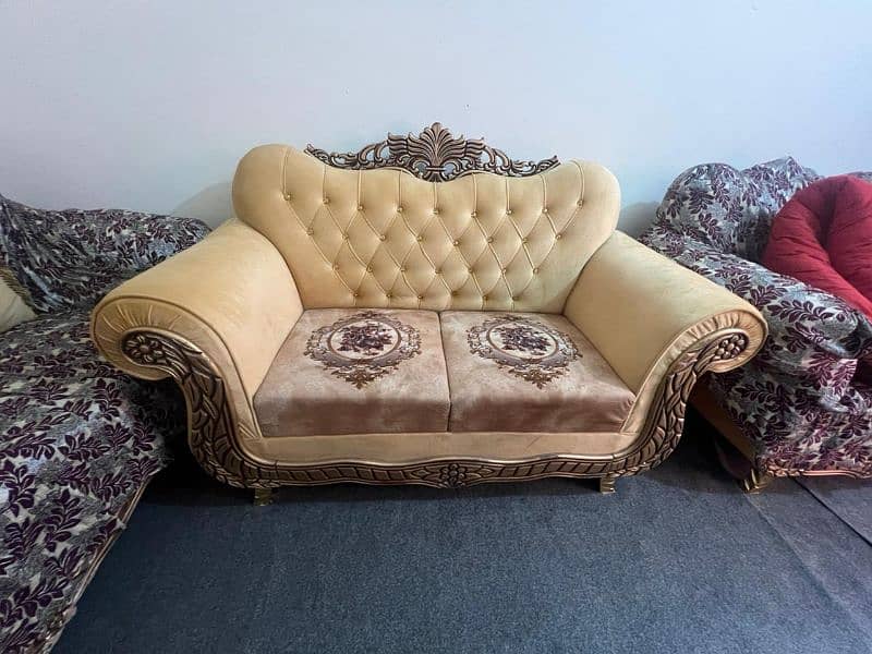 New Sofa hi Taj wala 6 Seater hi 3 ,2 ,1 hi 1