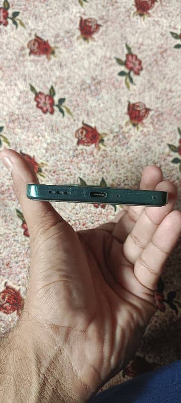 Oppo Reno 12F 0