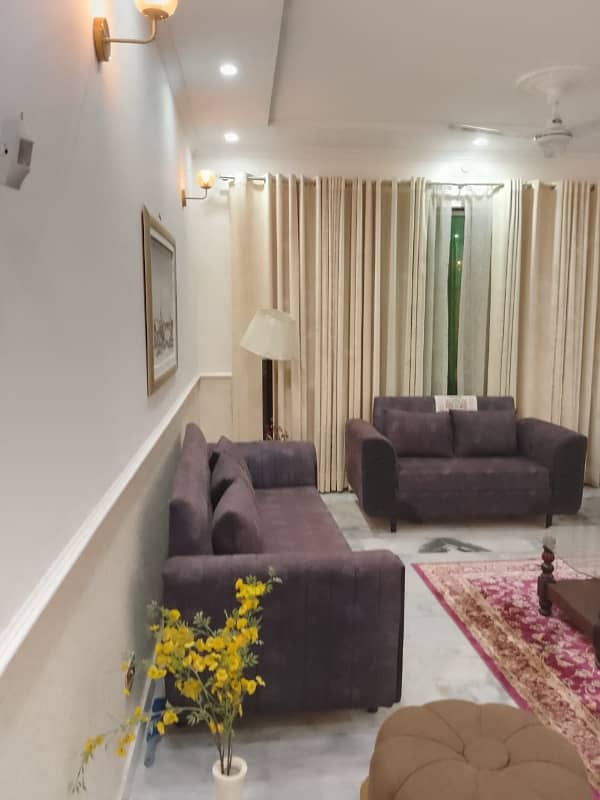 Luxurious fully Furnished 1 kanal lower portion is available for rent 7