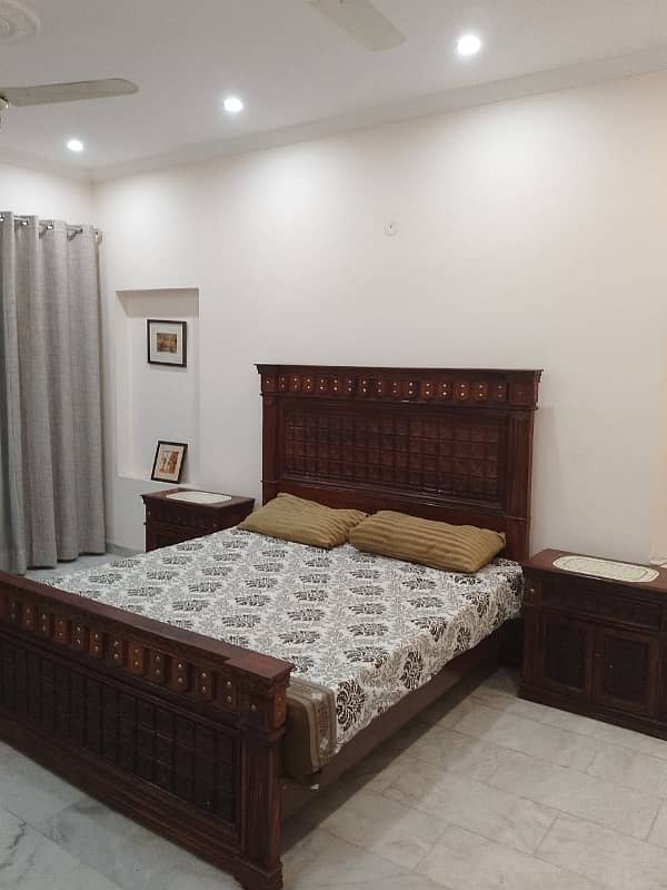 Luxurious fully Furnished 1 kanal lower portion is available for rent 11