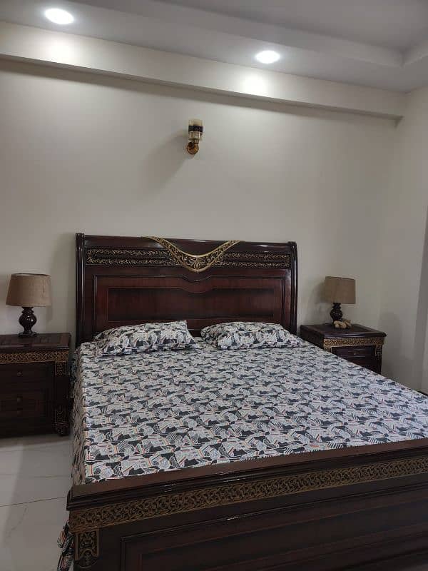 Wooden BED SET 4