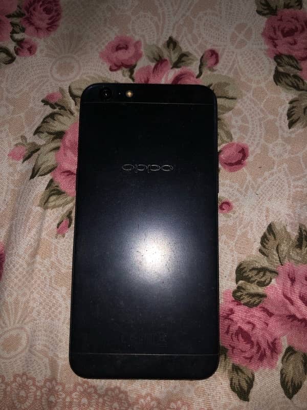 OPPO A57 1