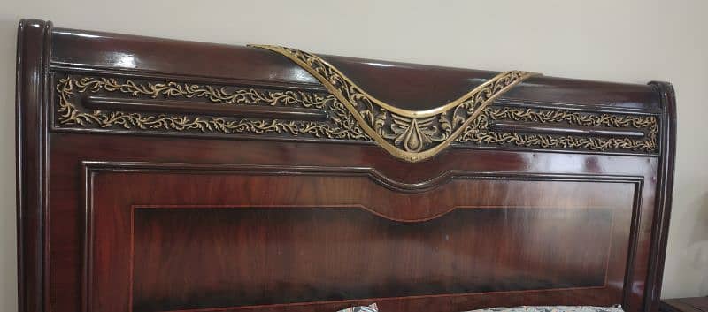 Wooden bed set 1