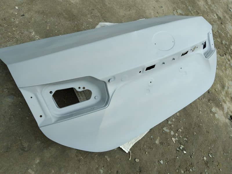 Toyota Corolla Genuine Back Trunk Digi 1