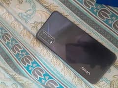 Vivo y20 4/64 Full Box