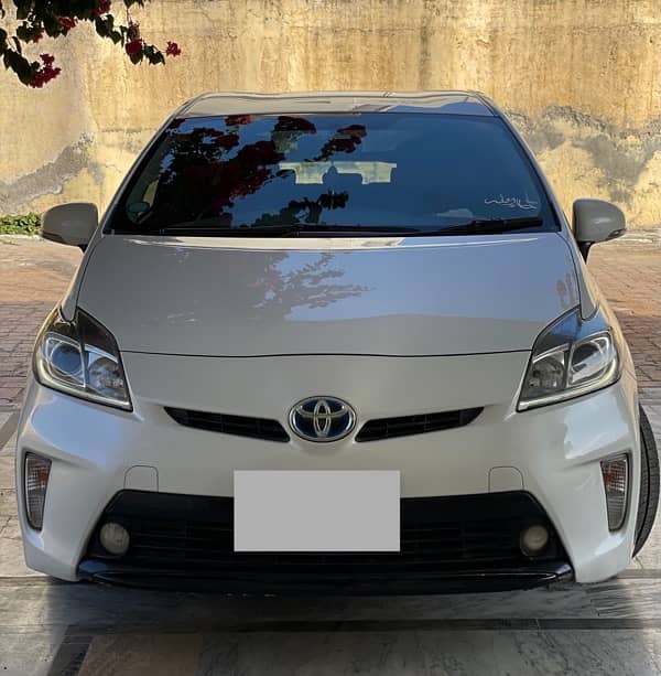 Toyota Prius 2013 1