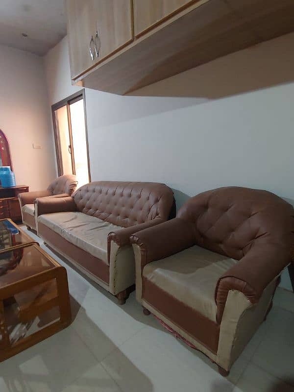 brown and skin sofa set 2