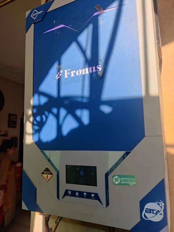 fronus solar 7000 pv bhatreen condition no any fault. 1