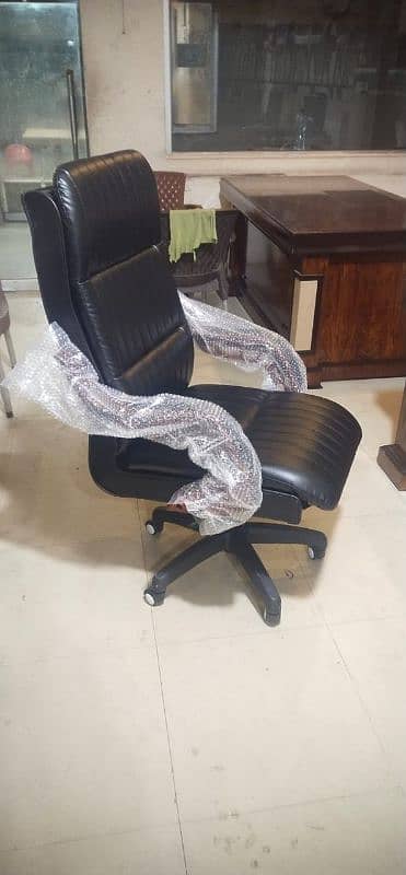 VIP office executive chair available at wholesale prices 7