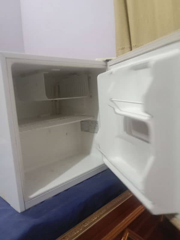 Haier Company Mini  Room Fridge 2