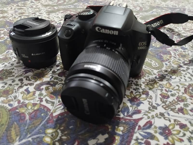 Canon 1300D (full box + 50 mm lens + Toyani tripod/Monopod) 0