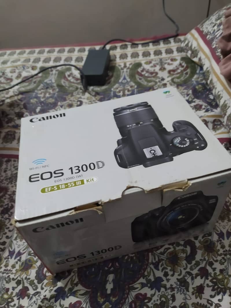 Canon 1300D (full box + 50 mm lens + Toyani tripod/Monopod) 13